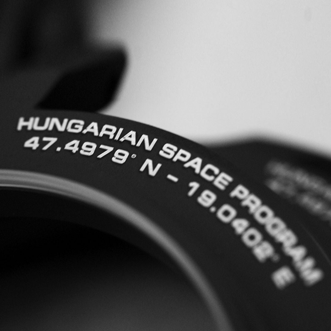 Evolvens x HUNOR Hivatalos Űrhajós Chronograph Karóra