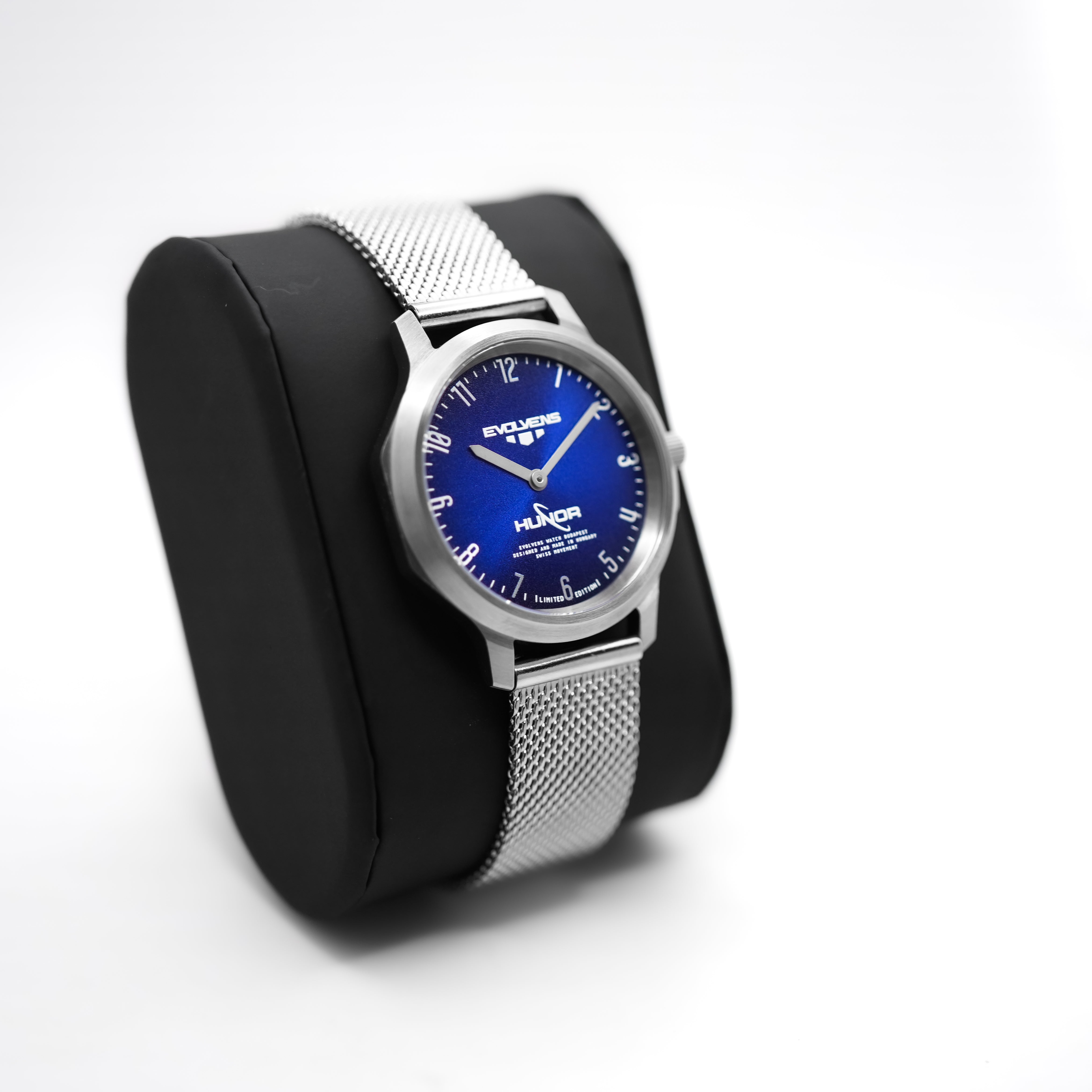 Evolvens x HUNOR Official Astronaut 34 mm Watch