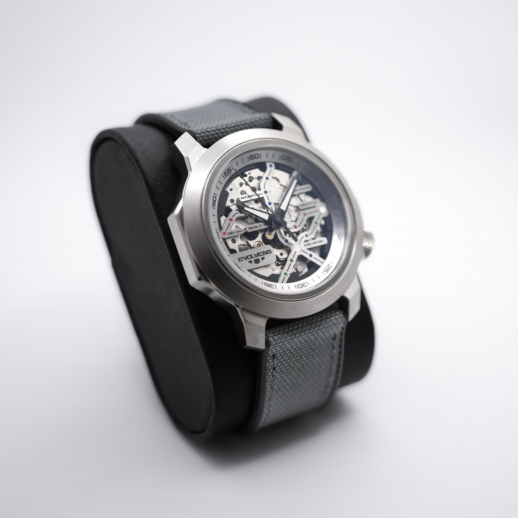 Evolvens METRO - 44 mm Egyedi Limitált Automata Karóra