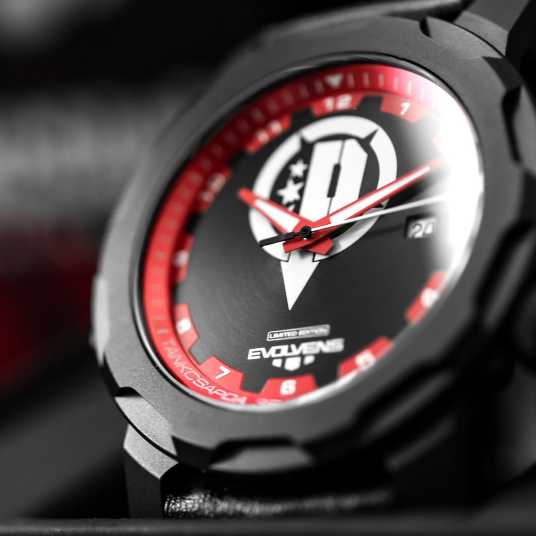 Evolvens TANKCSAPDA 44 mm Limited Edition Watch