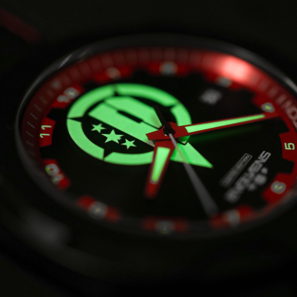 Evolvens TANKCSAPDA 44 mm Limited Edition Watch
