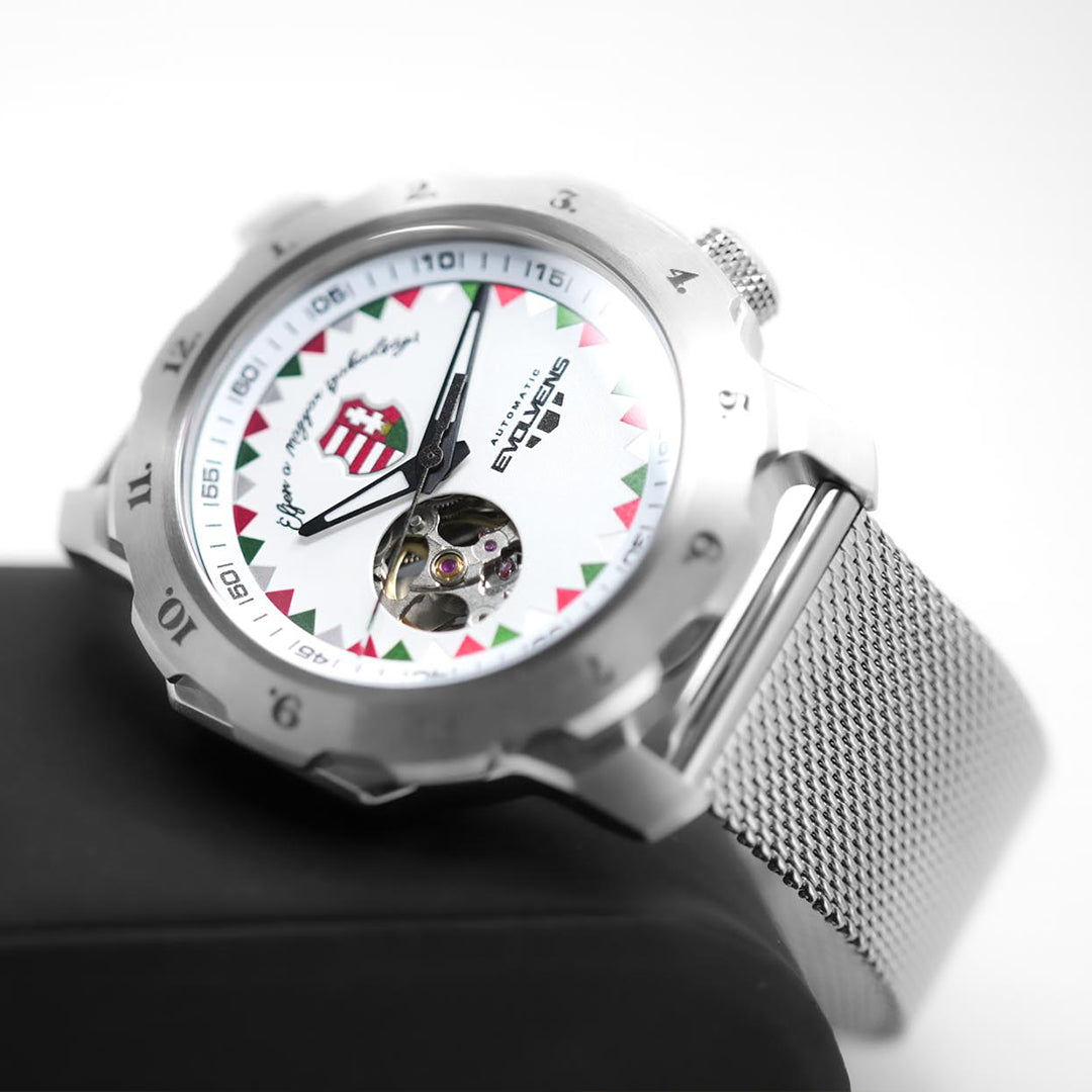 Evolvens MÁRCIUS - 44 mm Ezüst Egyedi Automata Karóra