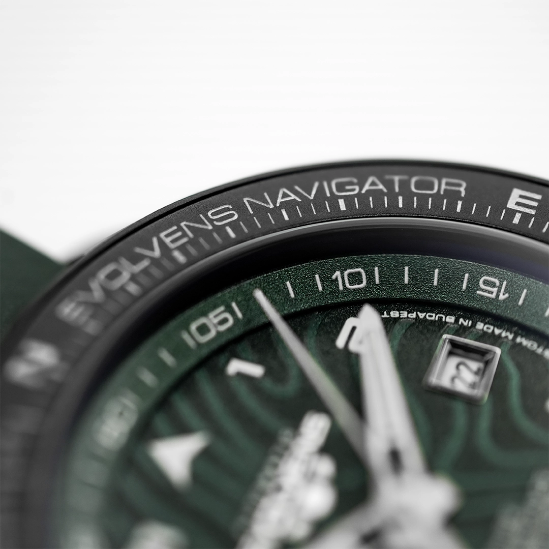 Evolvens NAVIGATOR - 44 mm Egyedi Automata Karóra