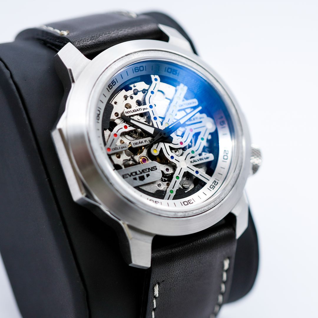 Evolvens METRO - 44 mm Egyedi Limitált Automata Karóra