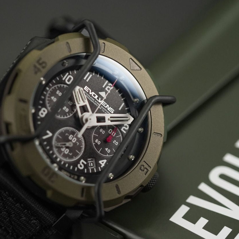 Evolvens TACTICAL - 49 mm Chronogrpah Katonai Karóra